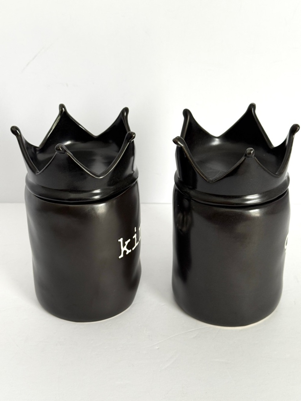 Joseph A. Tea Coffee Mug & Crown Lid Ceramic 21 fl oz Matte Black King & Queen - Picture 6 of 11